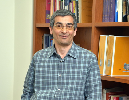 Prof. Dr. Engin Akyrek grseli